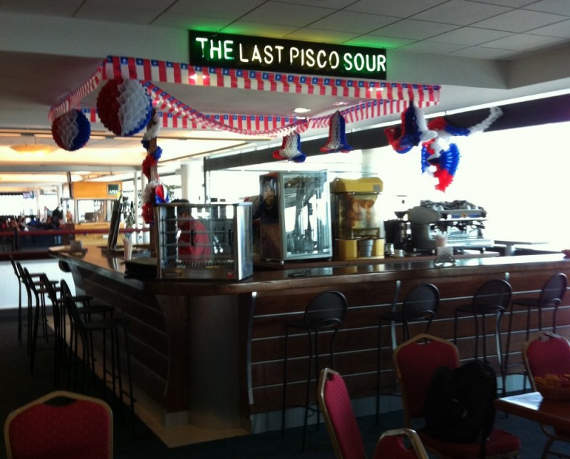 A pisco sour bar at Santiago airport. Too tempting.