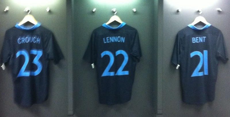 Crouch, Lennon, Bent